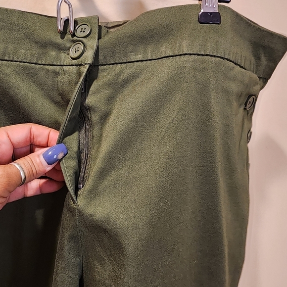 SAG HARBOR Olive Green Women's Cotton Short size 14 - Picture 8 of 9